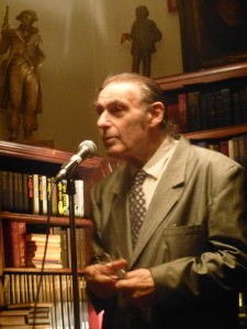 Brute Force at the mic in the library of The Players Club where his monthly shows are held!